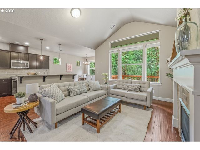 9279 Se GRACE Cir, Happy Valley, OR 97086