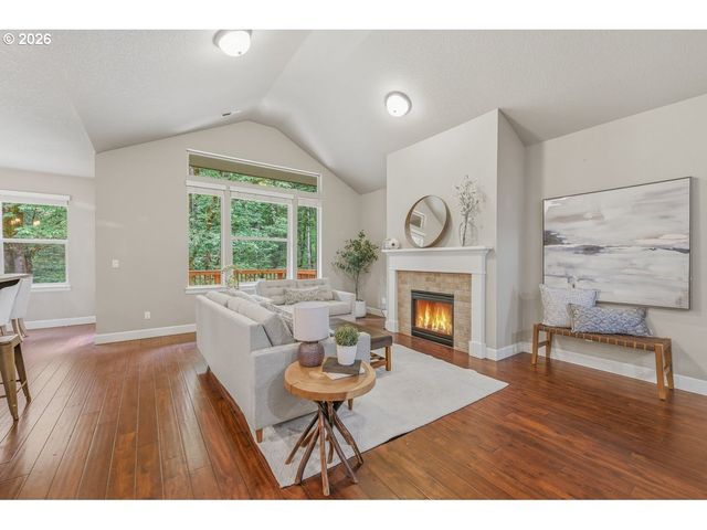 9279 Se GRACE Cir, Happy Valley, OR 97086