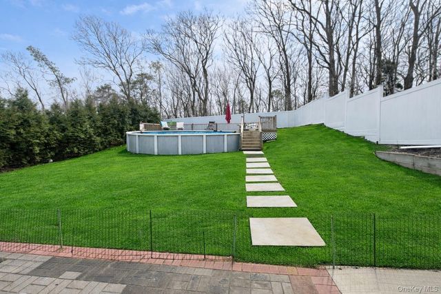 2 Ridge Road, Shirley, NY 11967