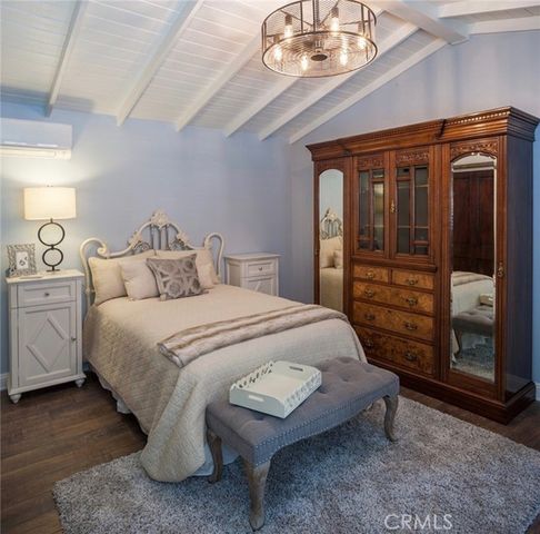 5151 Quakertown Avenue, Woodland Hills (los Angeles), CA 91364