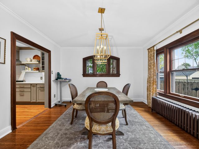 140 S Cassingham Road, Columbus, OH 43209