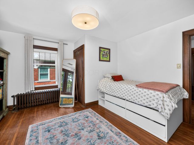 140 S Cassingham Road, Columbus, OH 43209