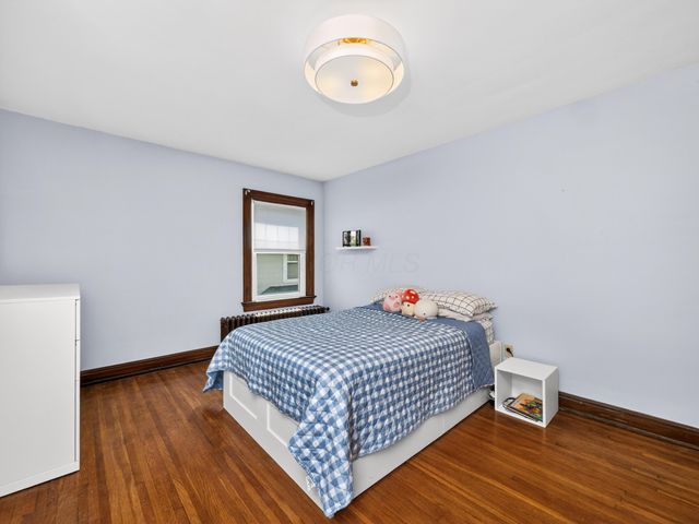 140 S Cassingham Road, Columbus, OH 43209