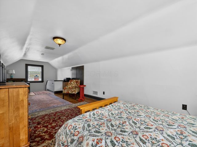 140 S Cassingham Road, Columbus, OH 43209