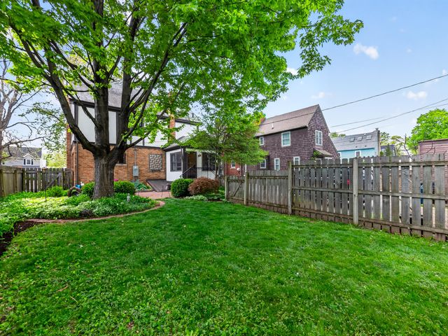 140 S Cassingham Road, Columbus, OH 43209