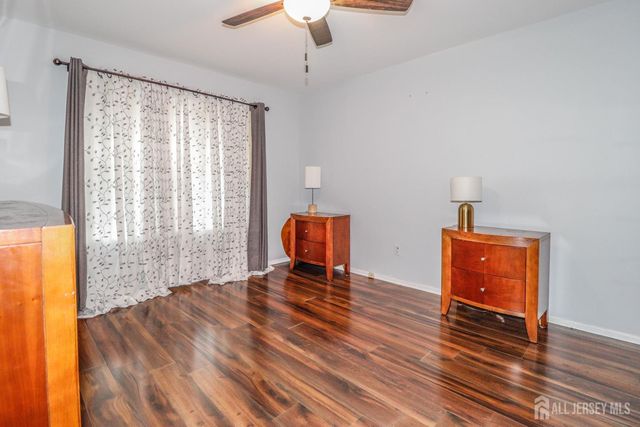 323 Ventnor Court, Piscataway, NJ 08854
