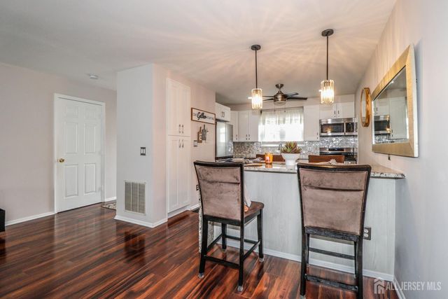 323 Ventnor Court, Piscataway, NJ 08854