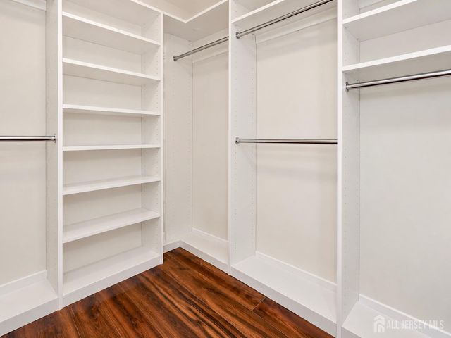 323 Ventnor Court, Piscataway, NJ 08854