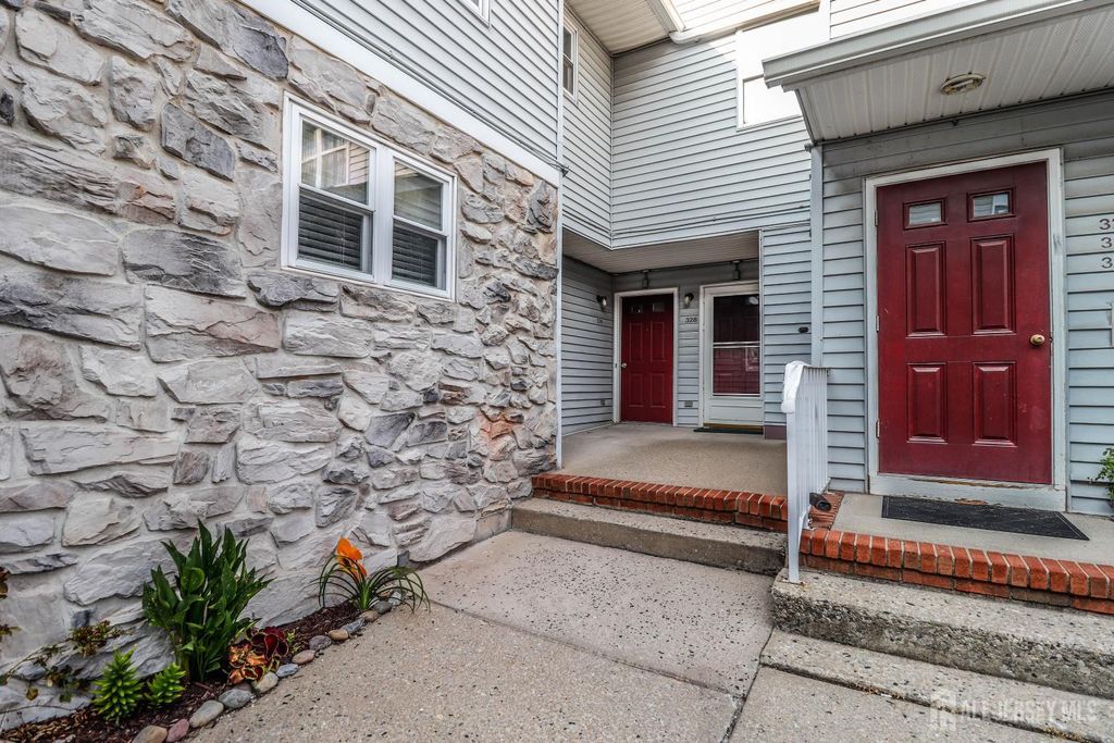 323 Ventnor Court, Piscataway, NJ 08854