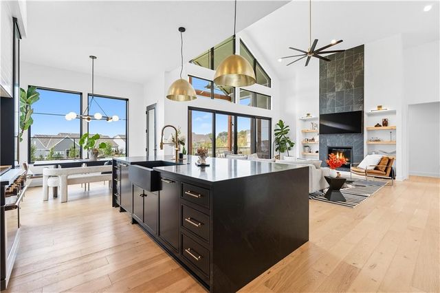 17420 Crystal Street, Overland Park, KS 66221