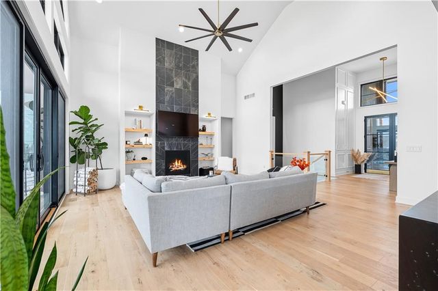 17420 Crystal Street, Overland Park, KS 66221