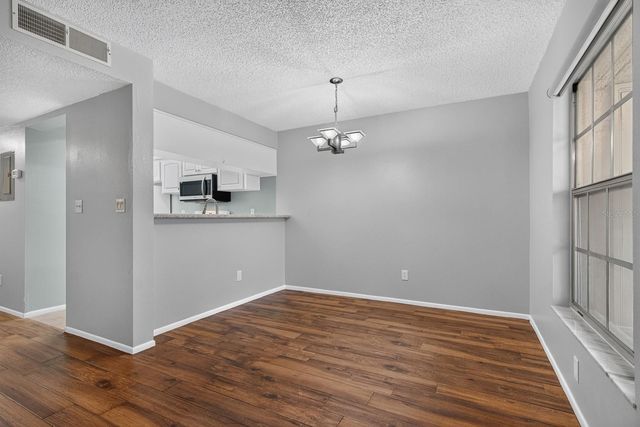 2998 BONAVENTURE CIRCLE 104, Palm Harbor, FL 34684