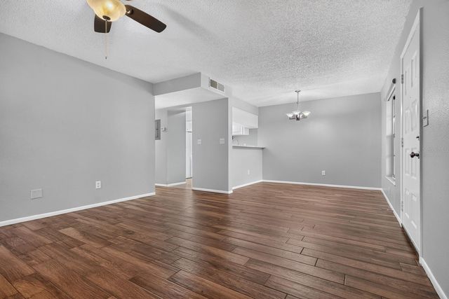 2998 BONAVENTURE CIRCLE 104, Palm Harbor, FL 34684
