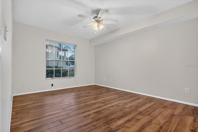 2998 BONAVENTURE CIRCLE 104, Palm Harbor, FL 34684