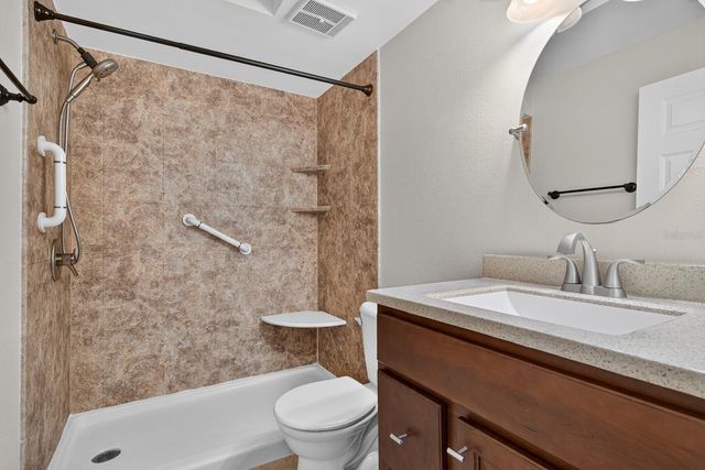 2998 BONAVENTURE CIRCLE 104, Palm Harbor, FL 34684