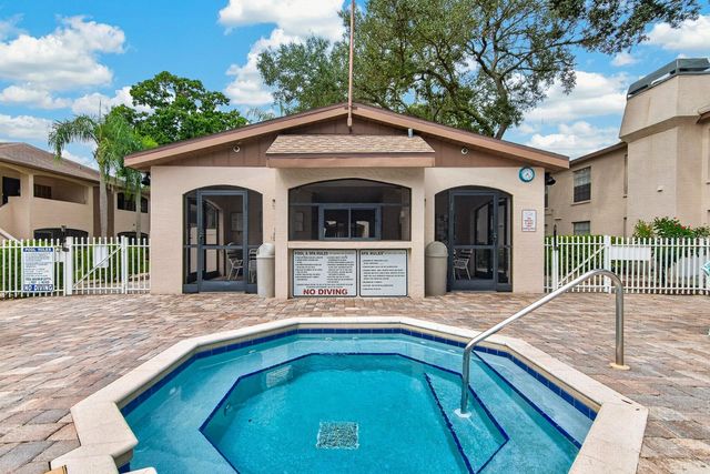 2998 BONAVENTURE CIRCLE 104, Palm Harbor, FL 34684