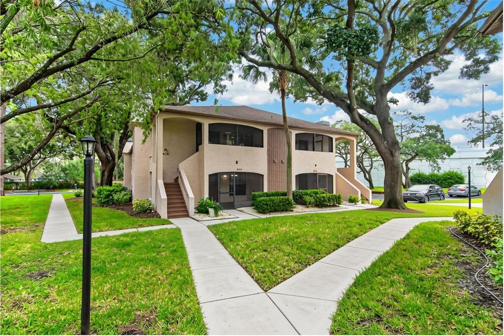 2998 BONAVENTURE CIRCLE 104, Palm Harbor, FL 34684