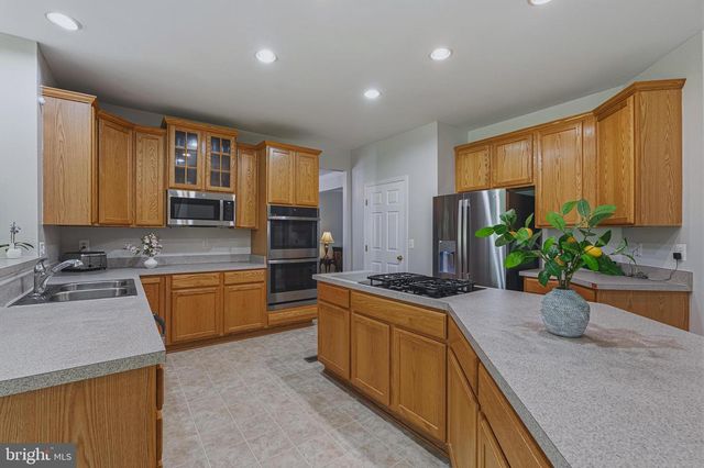 5933 COINER HOUSE PL, Manassas, VA 20112
