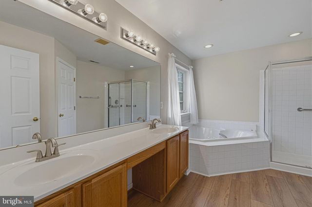 5933 COINER HOUSE PL, Manassas, VA 20112