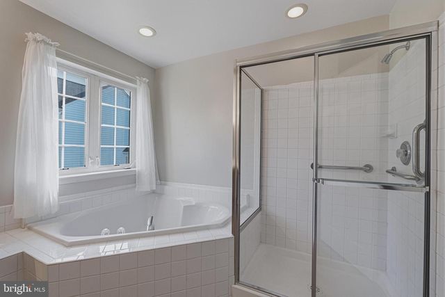 5933 COINER HOUSE PL, Manassas, VA 20112