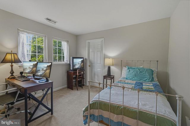 5933 COINER HOUSE PL, Manassas, VA 20112