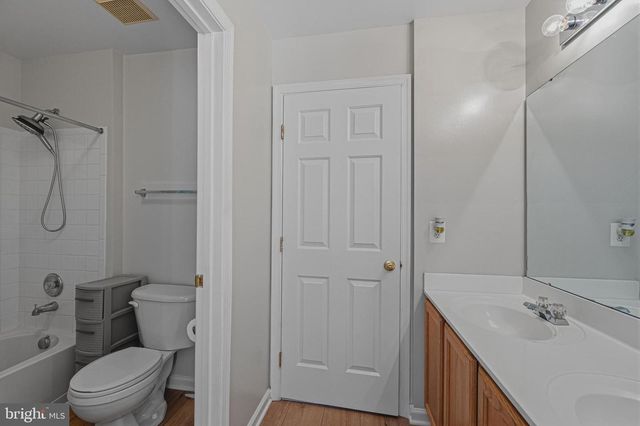 5933 COINER HOUSE PL, Manassas, VA 20112