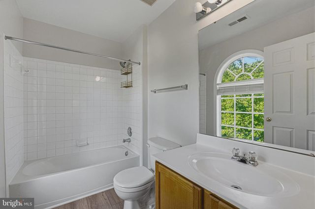 5933 COINER HOUSE PL, Manassas, VA 20112