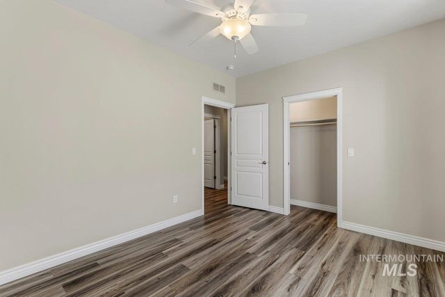724 N Alog Ave, Eagle, ID 83616