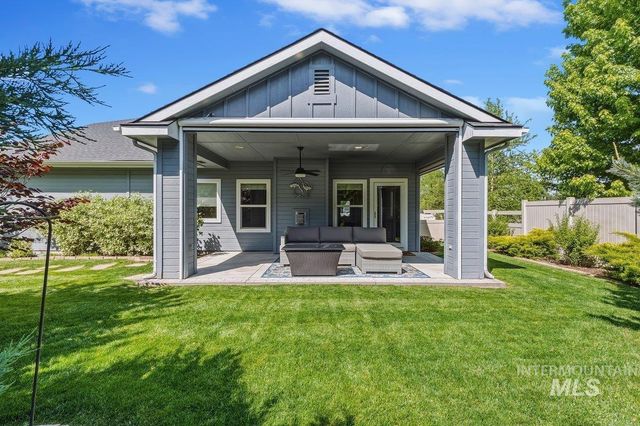 724 N Alog Ave, Eagle, ID 83616