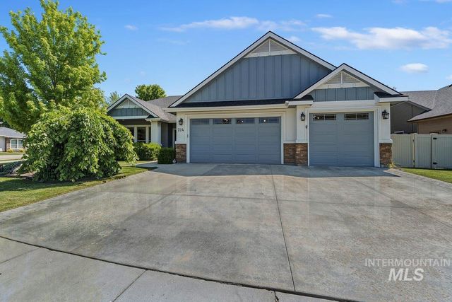 724 N Alog Ave, Eagle, ID 83616