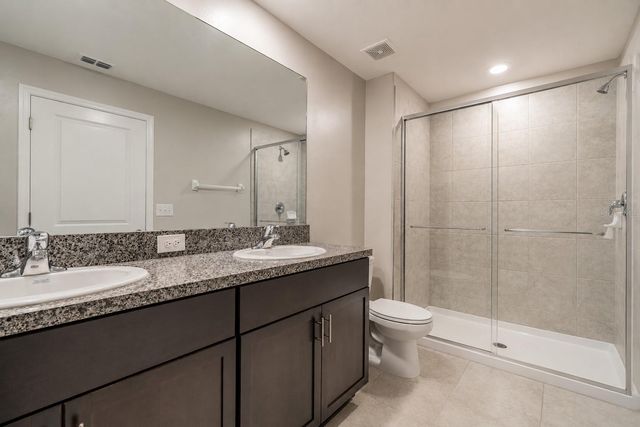 7221 SWEET ALYSSUM COURT, Tampa, FL 33619