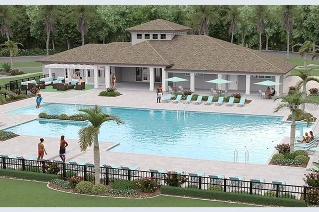 Image 16 of property listing at 7221 SWEET ALYSSUM COURT, Tampa, FL 33619