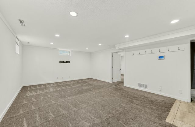 1019 11th Street SW, Rochester, MN 55902