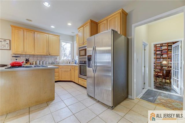 35 Rocky Hill Road, South Brunswick, NJ 08540