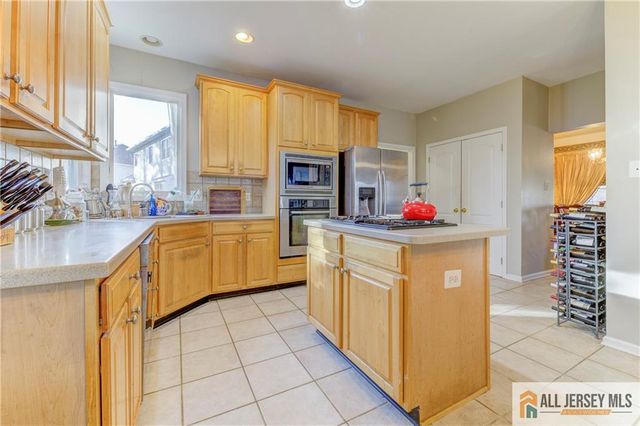 35 Rocky Hill Road, South Brunswick, NJ 08540