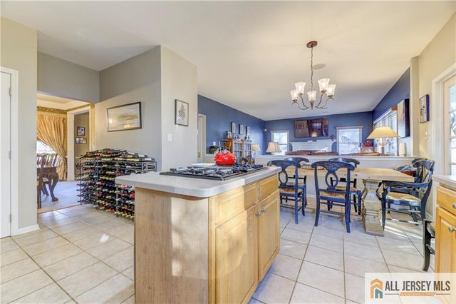 35 Rocky Hill Road, South Brunswick, NJ 08540