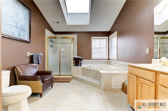 35 Rocky Hill Road, South Brunswick, NJ 08540