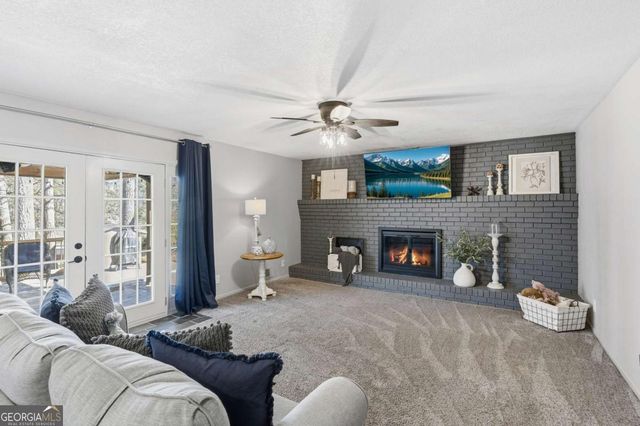 3694 Pinehill Circle, Acworth, GA 30101