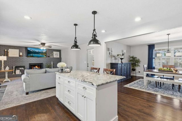 3694 Pinehill Circle, Acworth, GA 30101