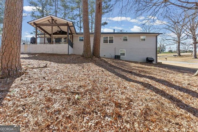3694 Pinehill Circle, Acworth, GA 30101