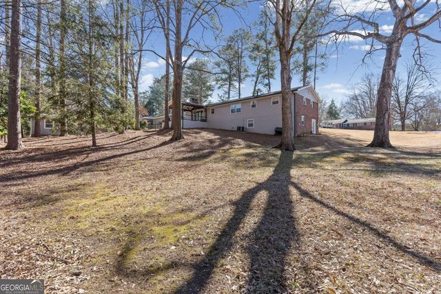 3694 Pinehill Circle, Acworth, GA 30101