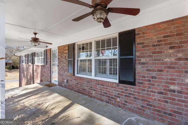 3694 Pinehill Circle, Acworth, GA 30101