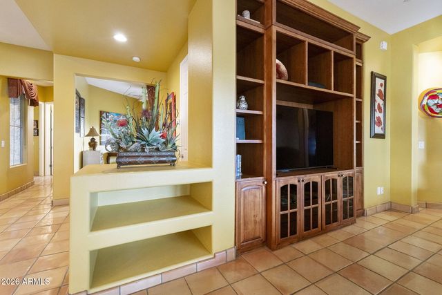 4228 E CAROB Drive, Gilbert, AZ 85298