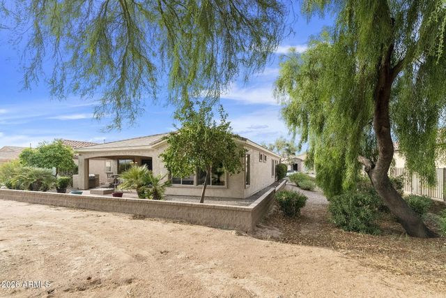 4228 E CAROB Drive, Gilbert, AZ 85298