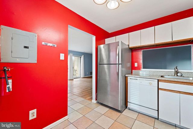 1607 HAWTHORNE CT, Sewell, NJ 08080