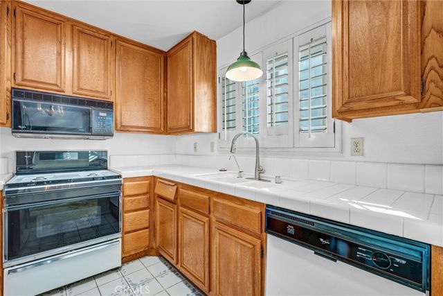 2800 Plaza Del Amo 128, Torrance, CA 90503