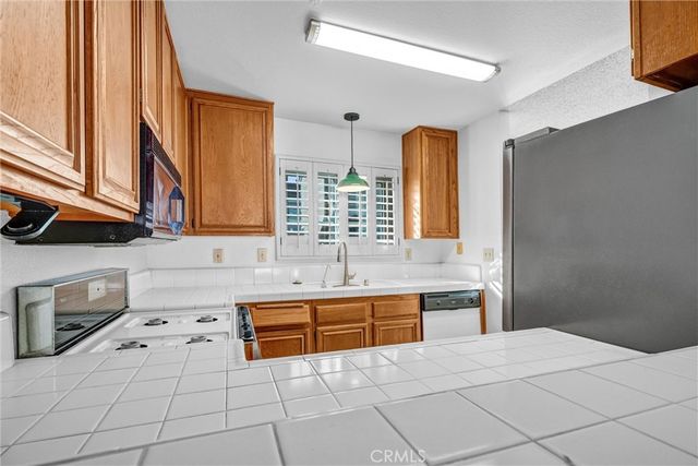 2800 Plaza Del Amo 128, Torrance, CA 90503