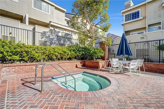 2800 Plaza Del Amo 128, Torrance, CA 90503