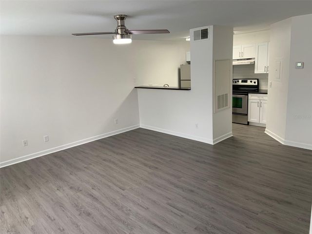 4752 WALDEN CIRCLE 715, Orlando, FL 32811