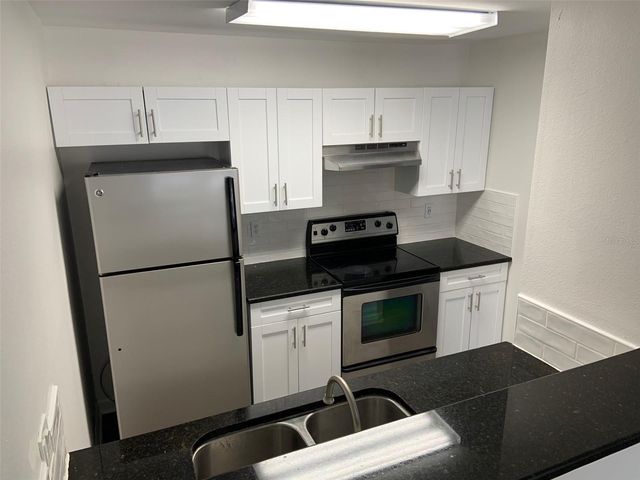4752 WALDEN CIRCLE 715, Orlando, FL 32811